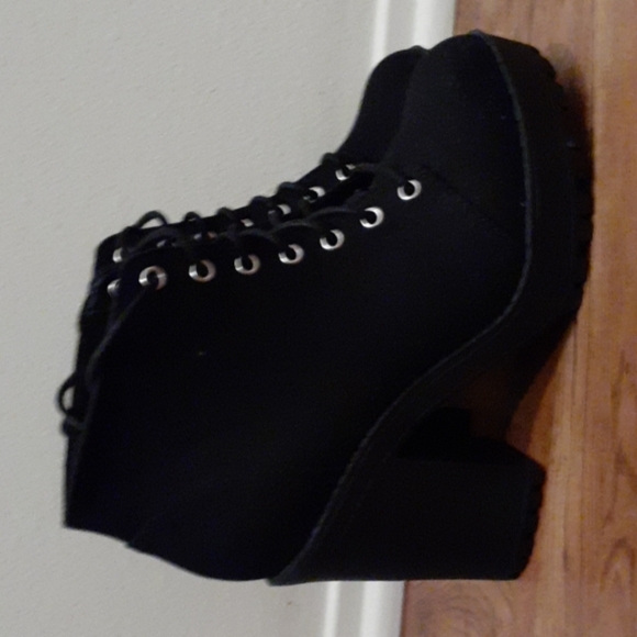 Divided booties - Picture 4 of 7